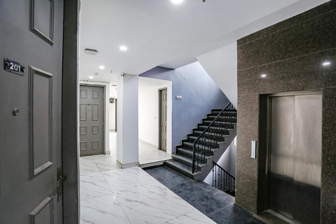 Fabhotel Vat - Meera Bagh Delhi  Exterior photo